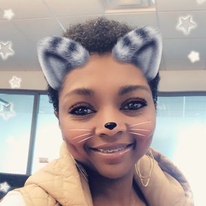 Meet your Posher, Dannette